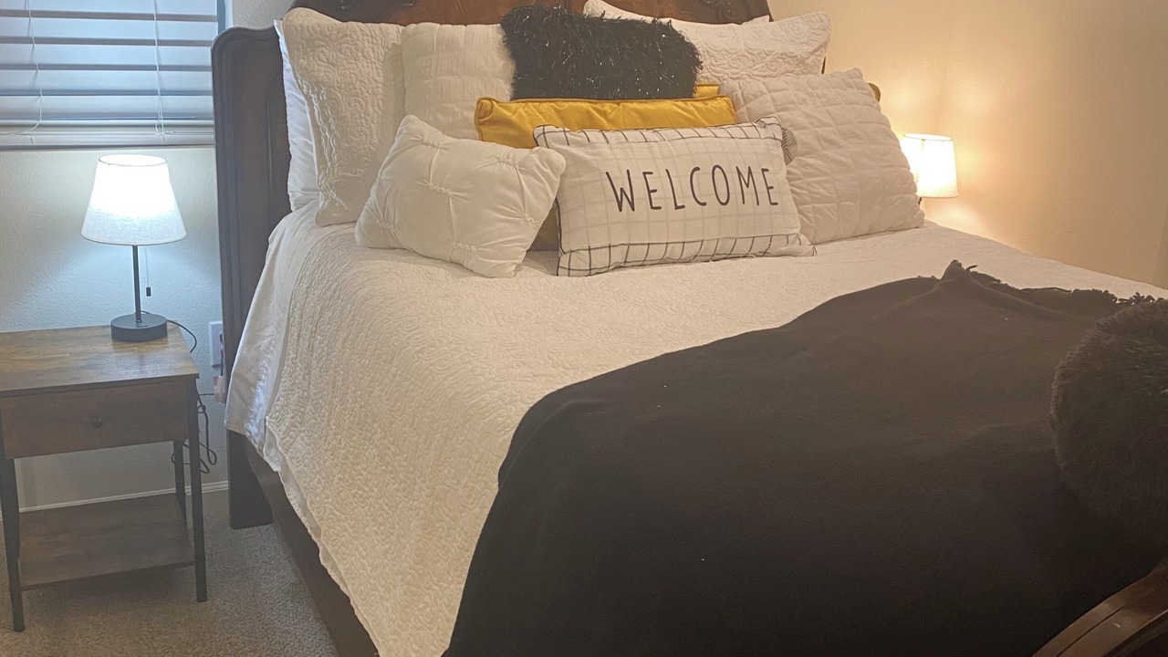 Photo of Bedroom in Palmdale
