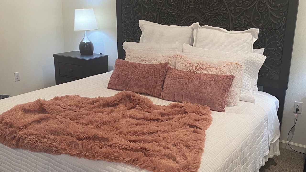 Photo of Bedroom in Palmdale