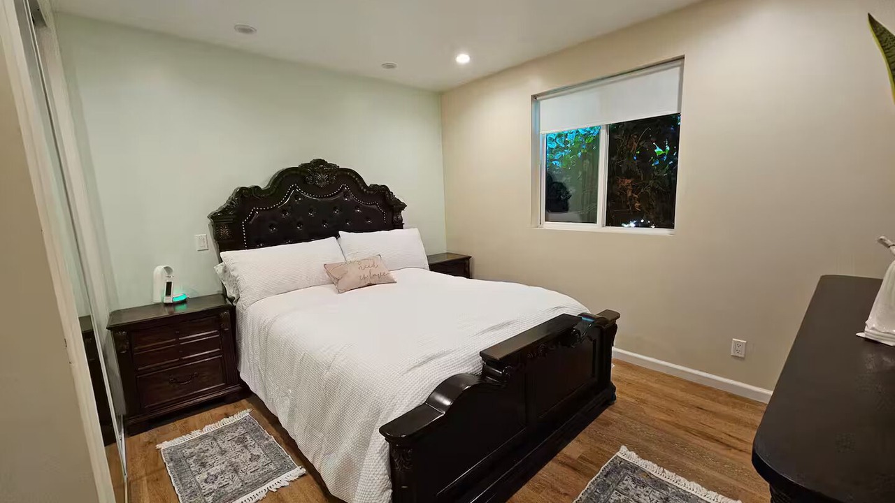 Photo of Bedroom in South Gate
