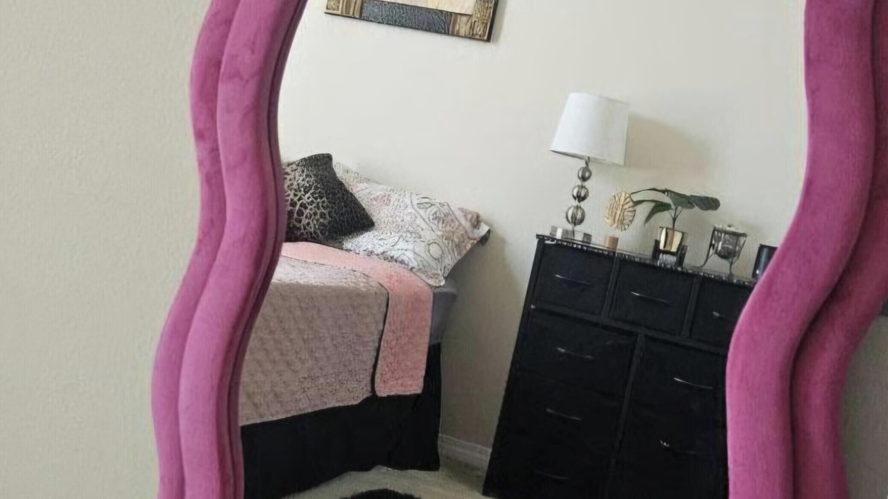 Photo of Bedroom in NoHo Arts District