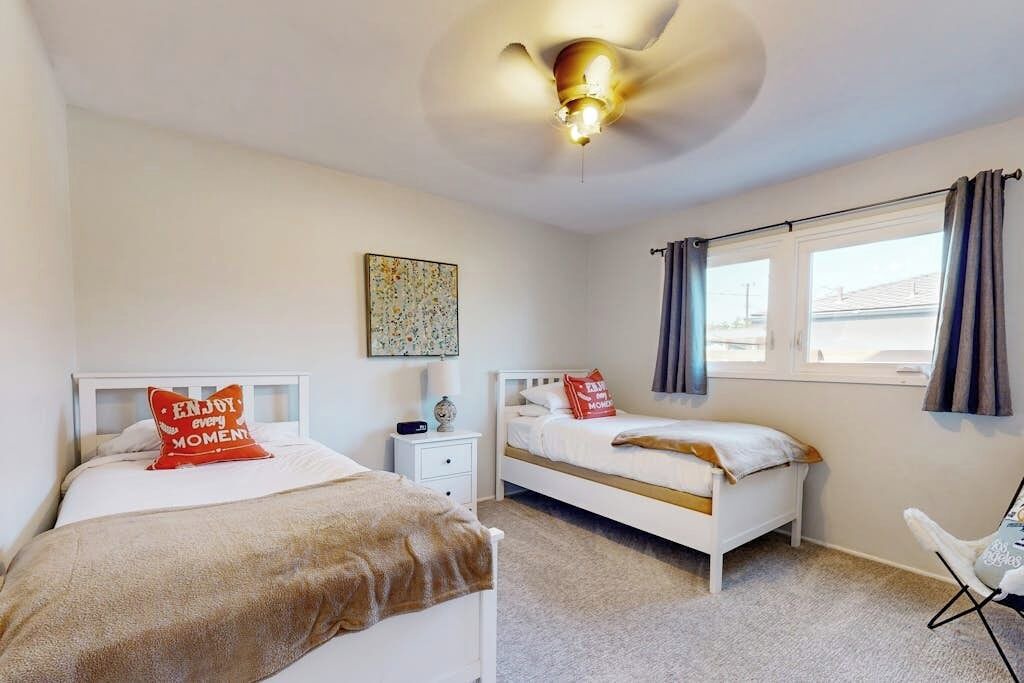Photo of Bedroom in Orange