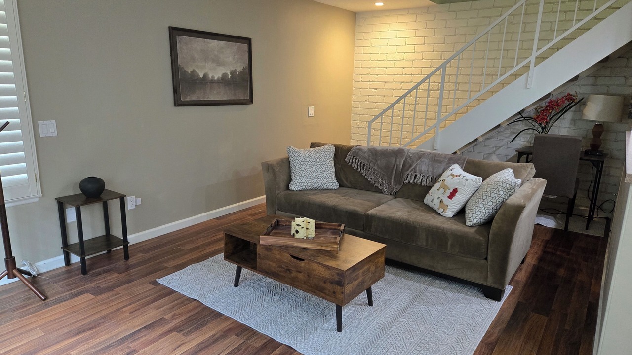 Photo of Livingroom in Palm Desert