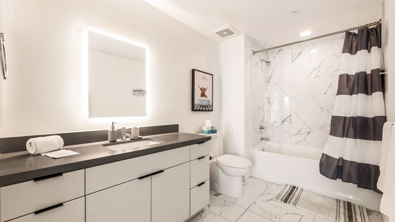 Photo of Bathroom in Koreatown