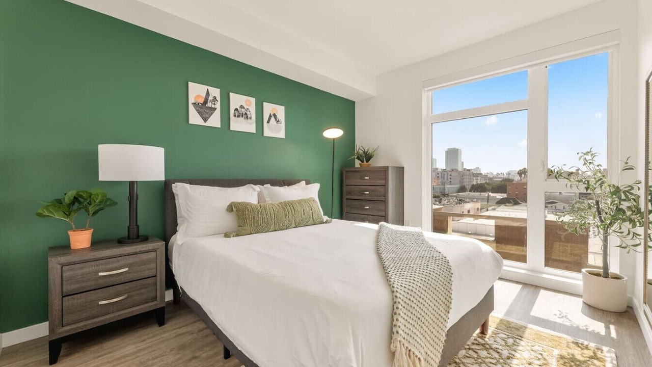 Photo of Bedroom in Koreatown