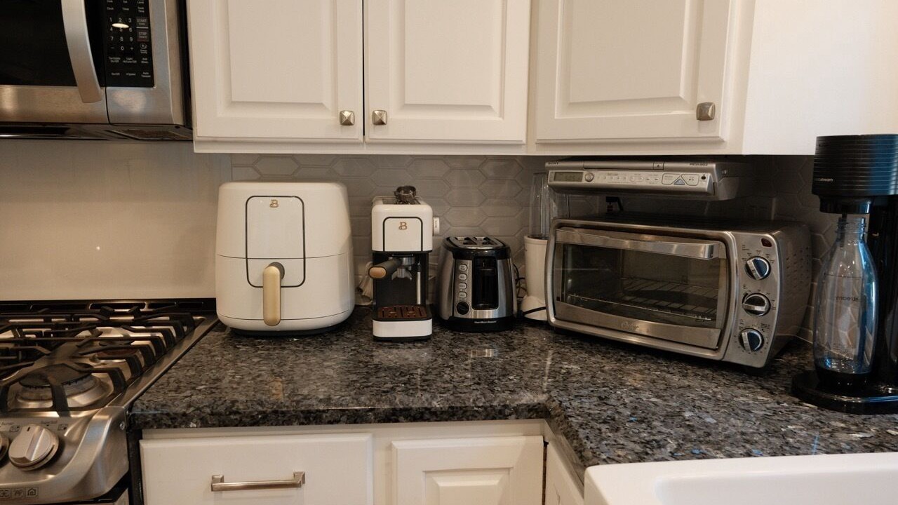 Photo of Kitchen in Woodland Hills