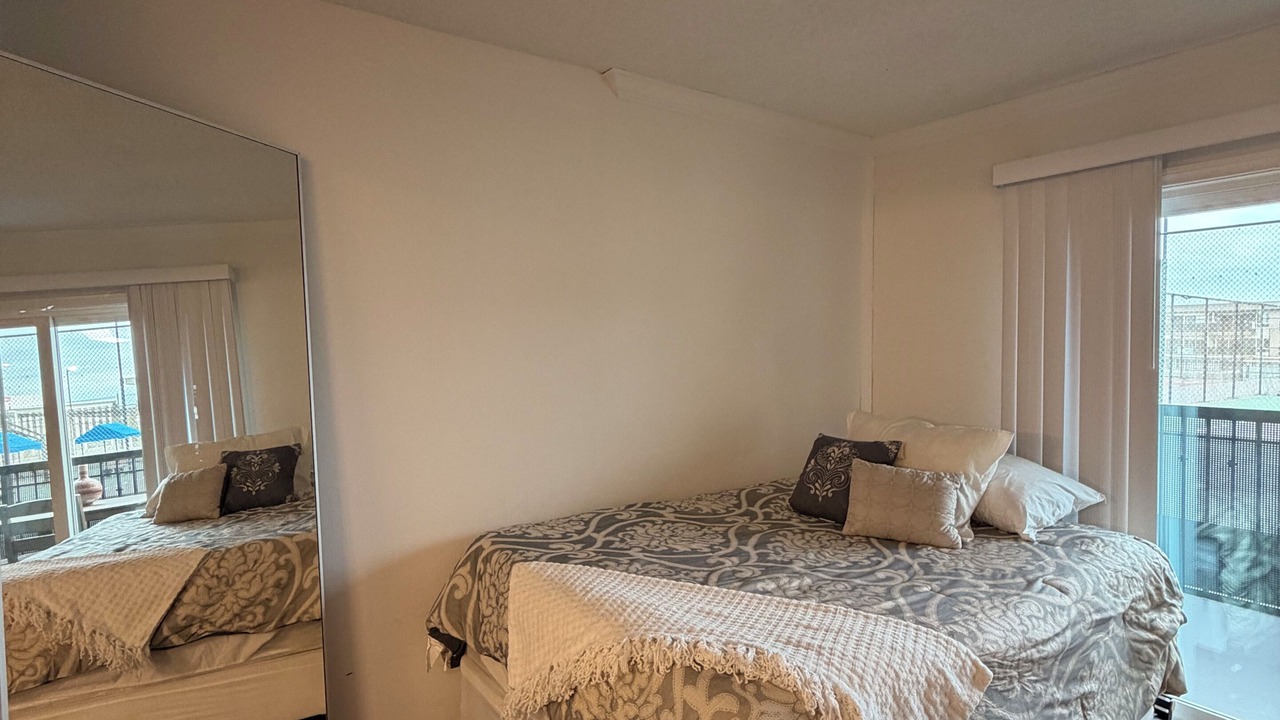 Photo of Bedroom in Santa Ana Heights
