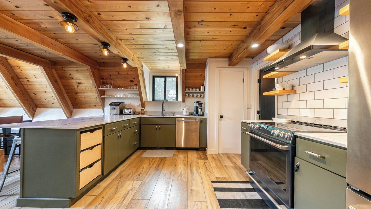 Photo of Kitchen in Tahoma