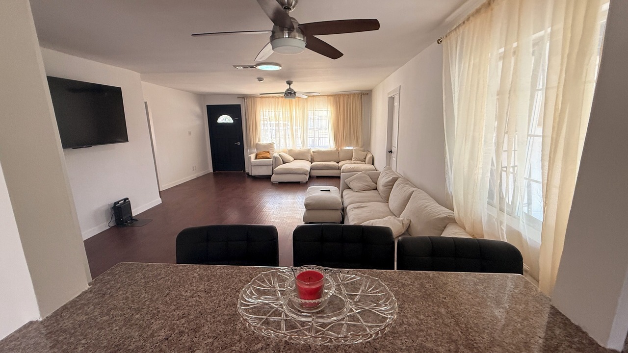Photo of Livingroom in Winnetka
