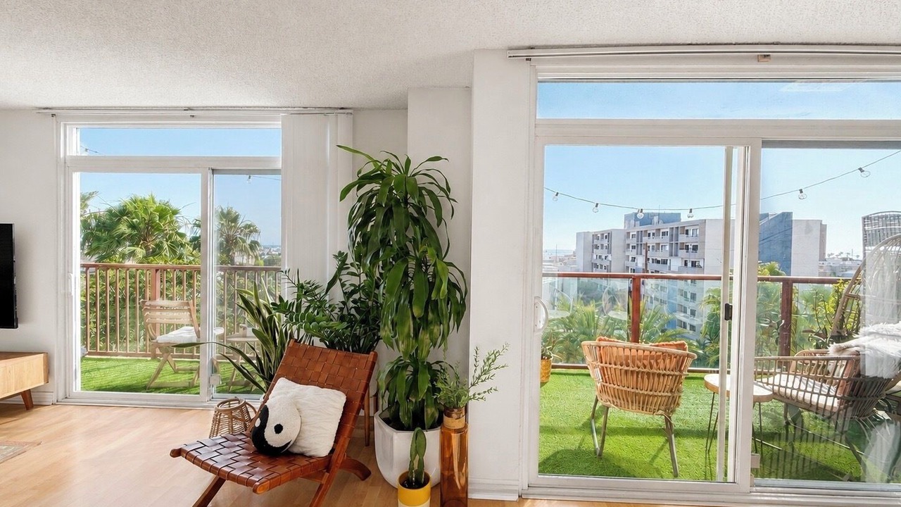 Photo of Livingroom in Marina del Rey
