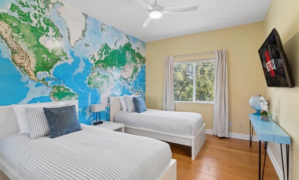 Photo of Bedroom in Valley Village