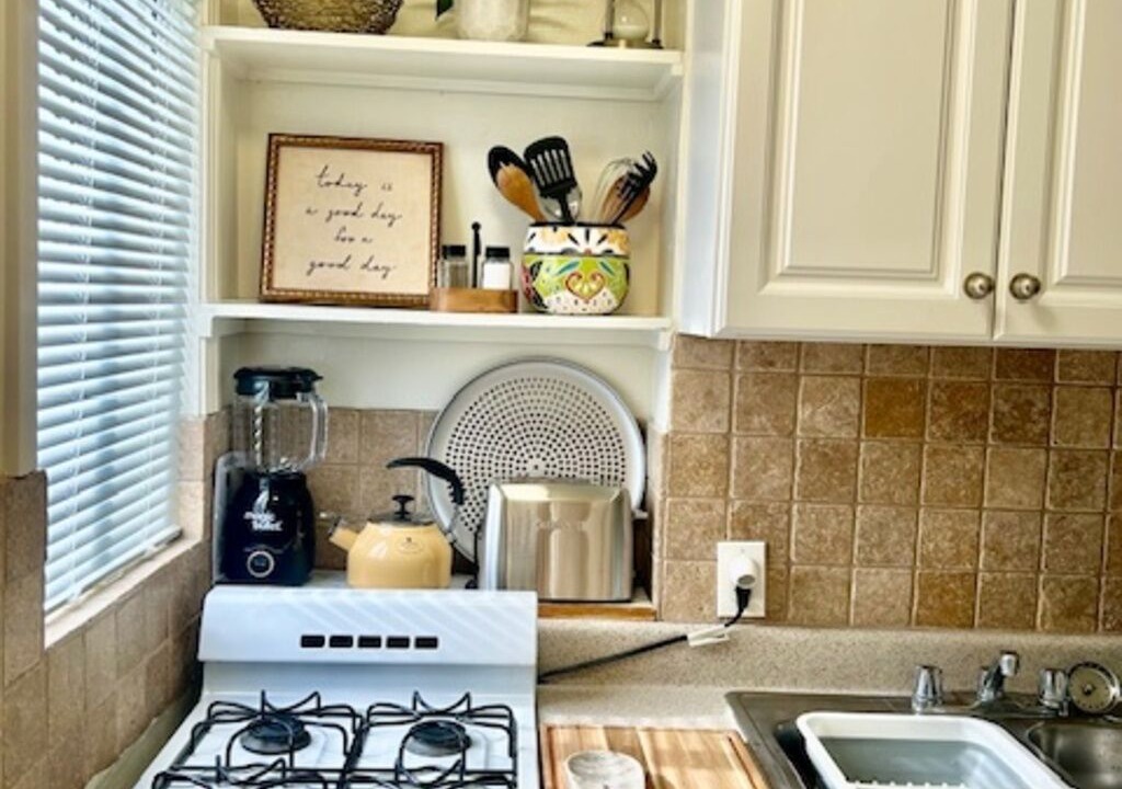 Photo of Kitchen in East Side Costa Mesa