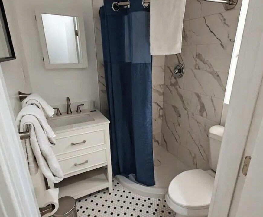 Photo of Bathroom in Staumbaugh Heller