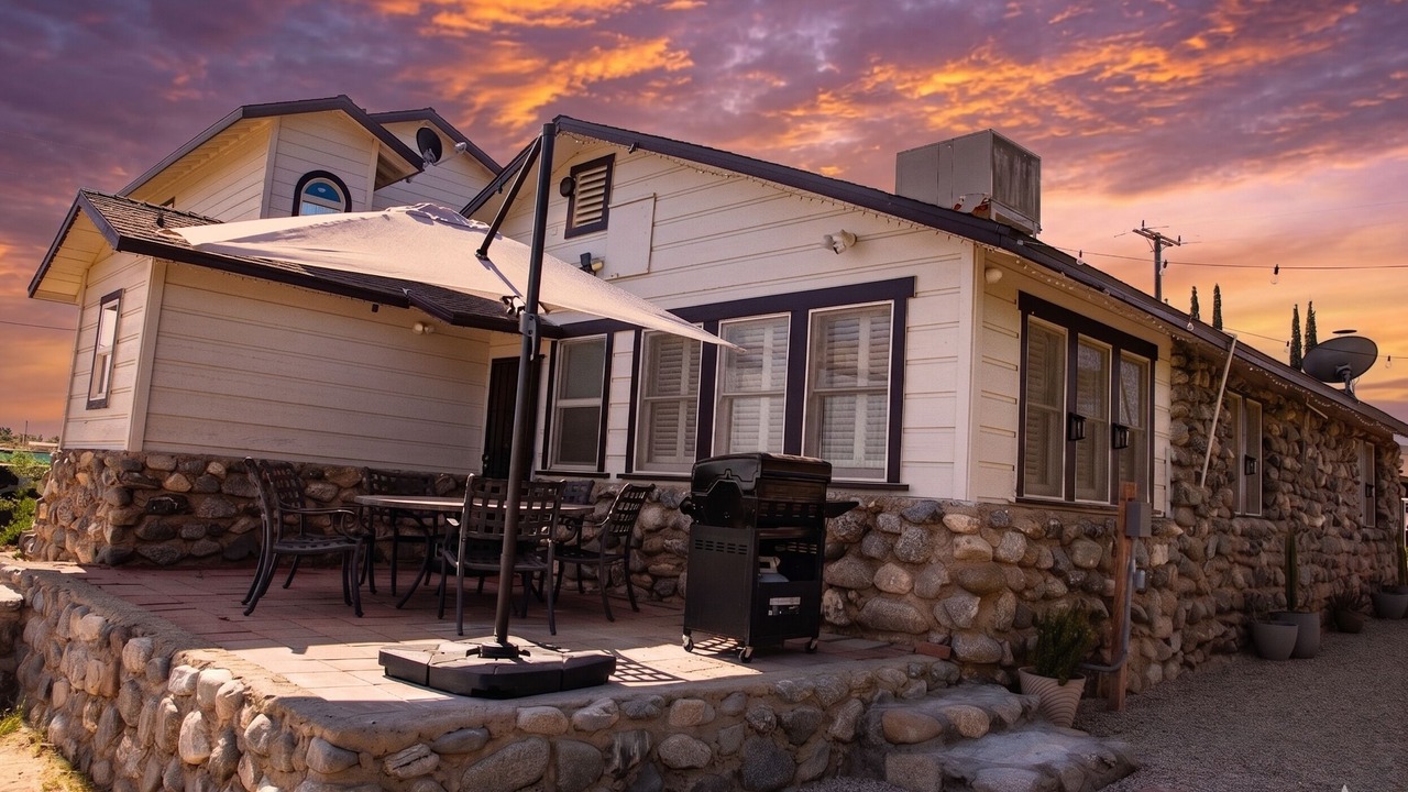 Photo of Outdoor in Pearblossom