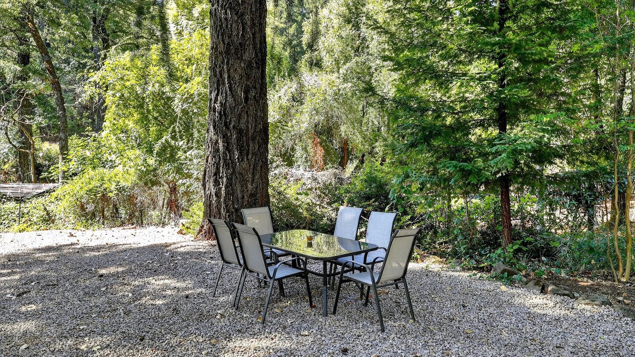 Photo of Outdoor in Cobb