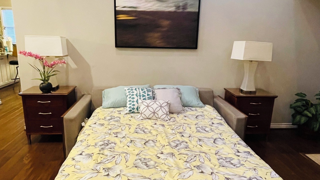 Photo of Bedroom in Santa Ana Heights