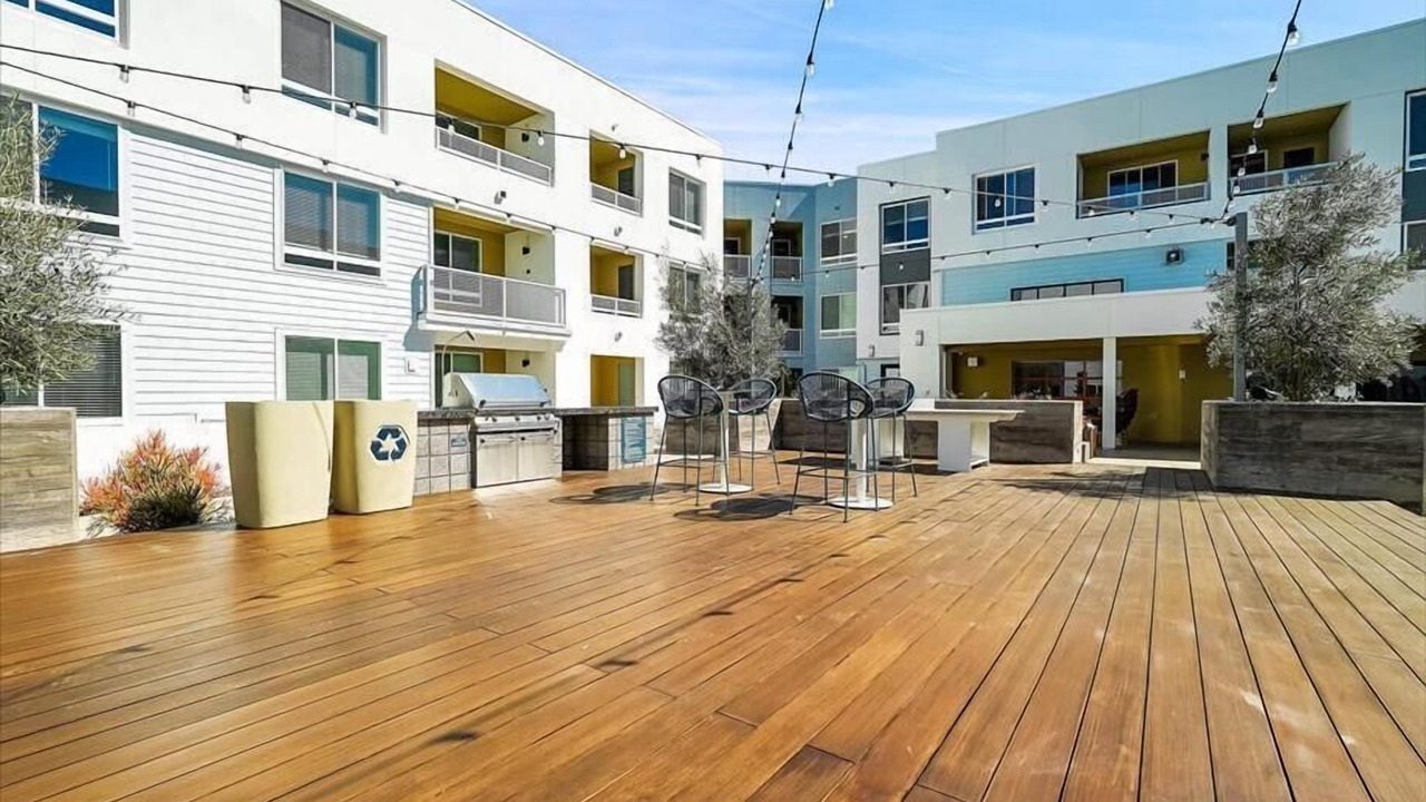 Photo of Outdoor in Midway District