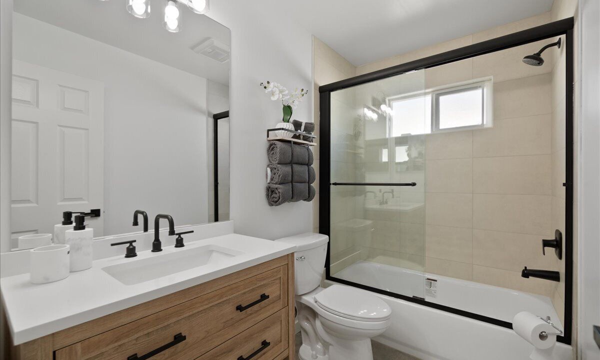 Photo of Bathroom in Anaheim Colony Historic District