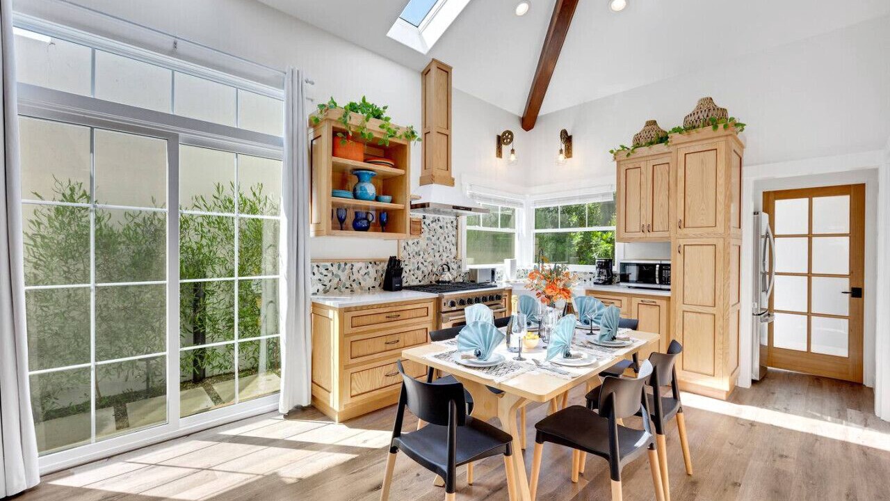 Photo of Kitchen in Altadena