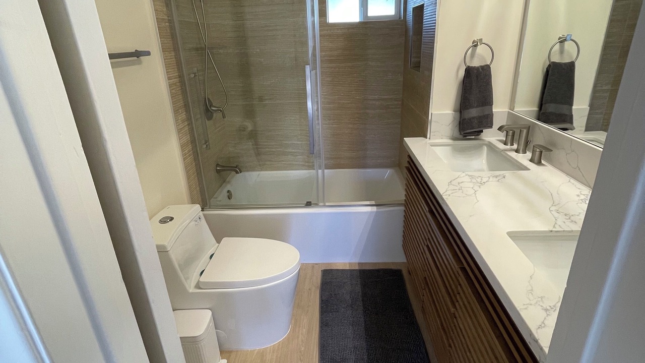 Photo of Bathroom in Northwest San Pedro