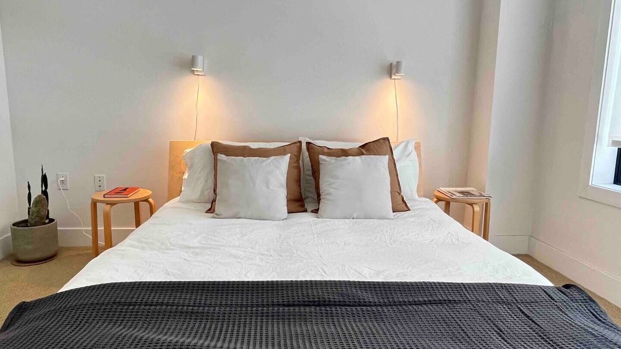 Photo of Bedroom in Uptown Oakland