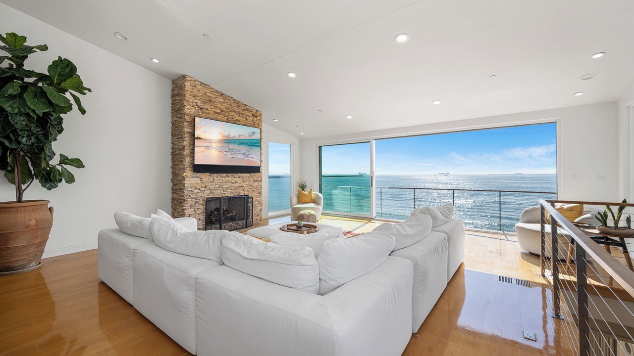 Photo of Livingroom in Peninsula