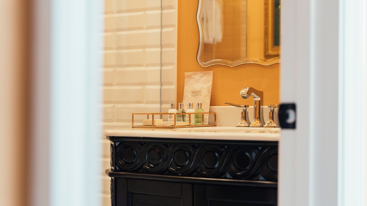 Photo of Bathroom in Lower Pacific Heights