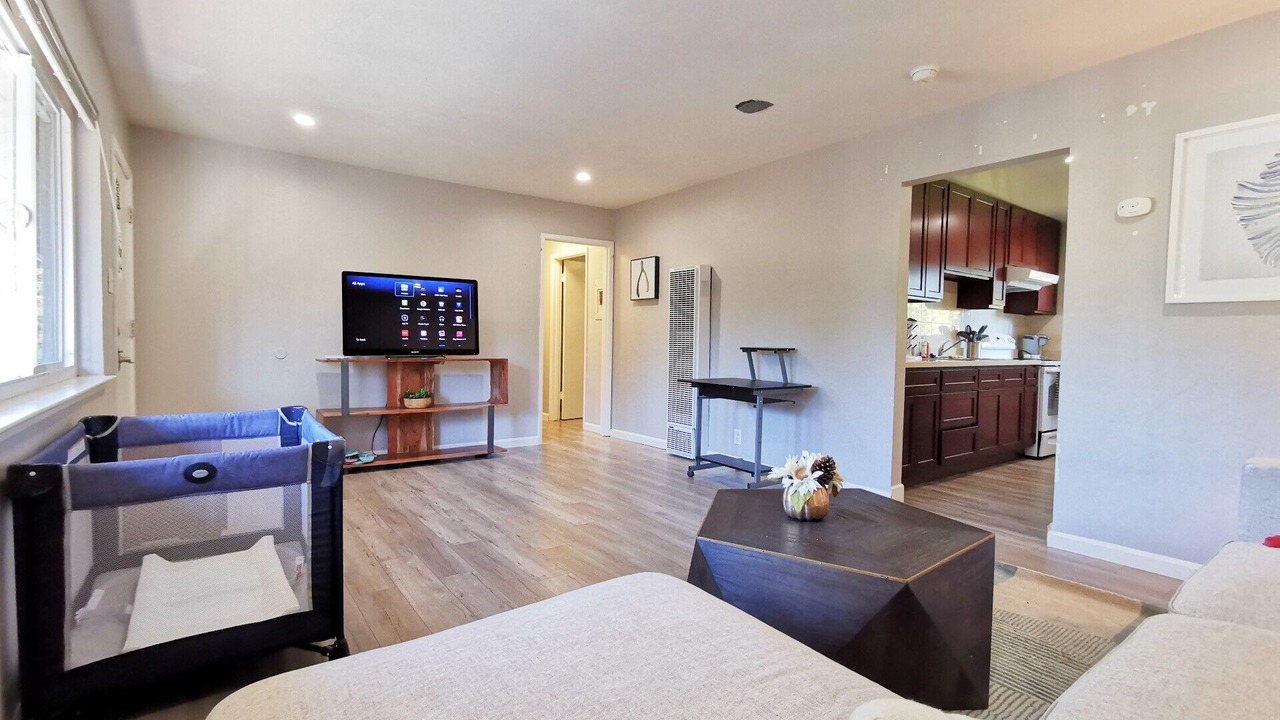 Photo of Livingroom in Jackson Park