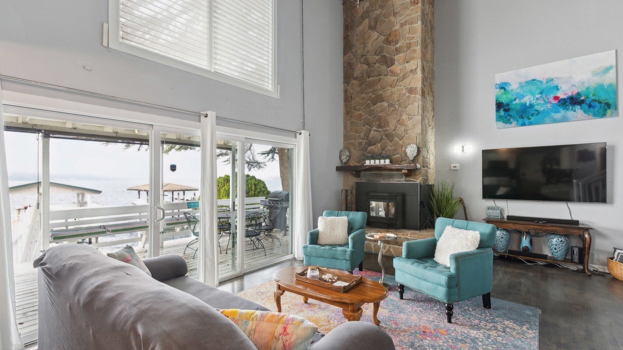 Photo of Bedroom in Clearlake