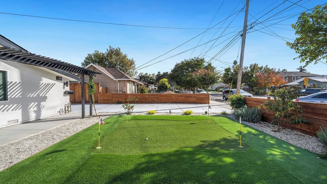 Photo of Outdoor in Northside
