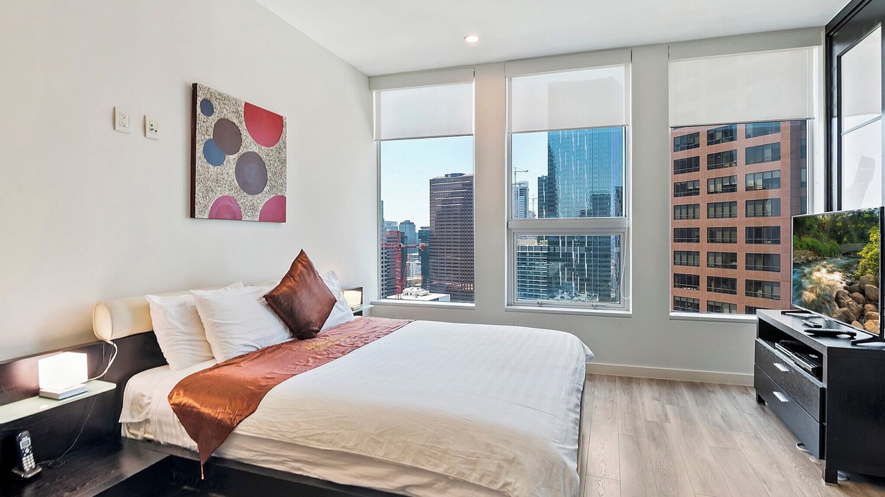 Photo of Bedroom in Downtown Los Angeles