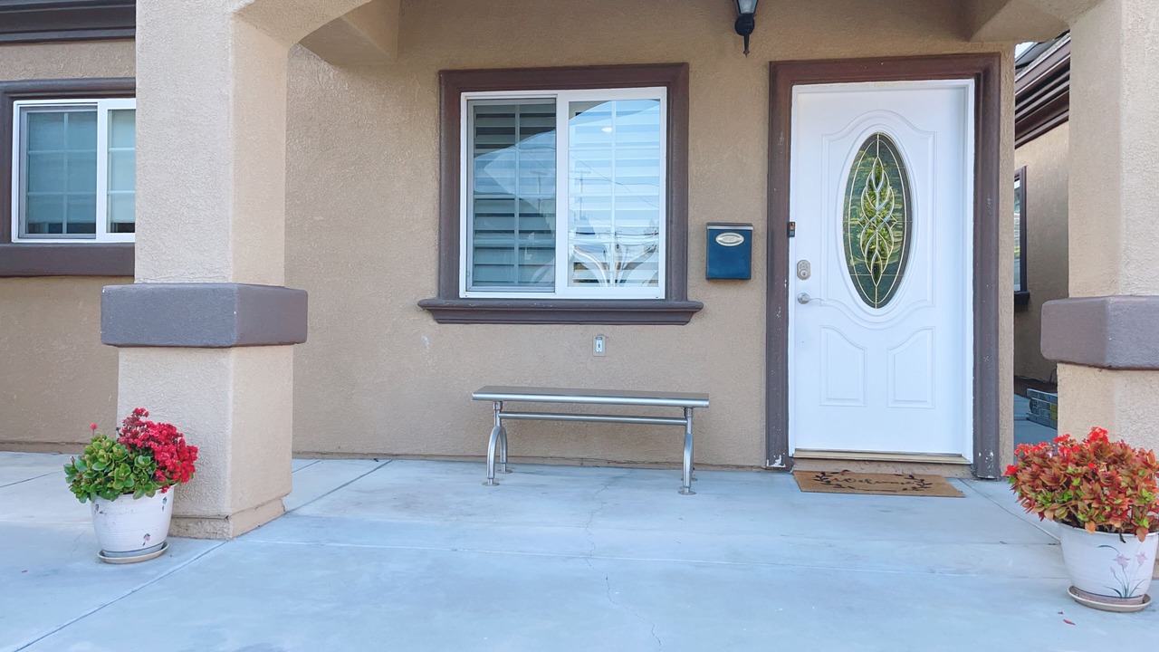 Photo of Outdoor in Midway City