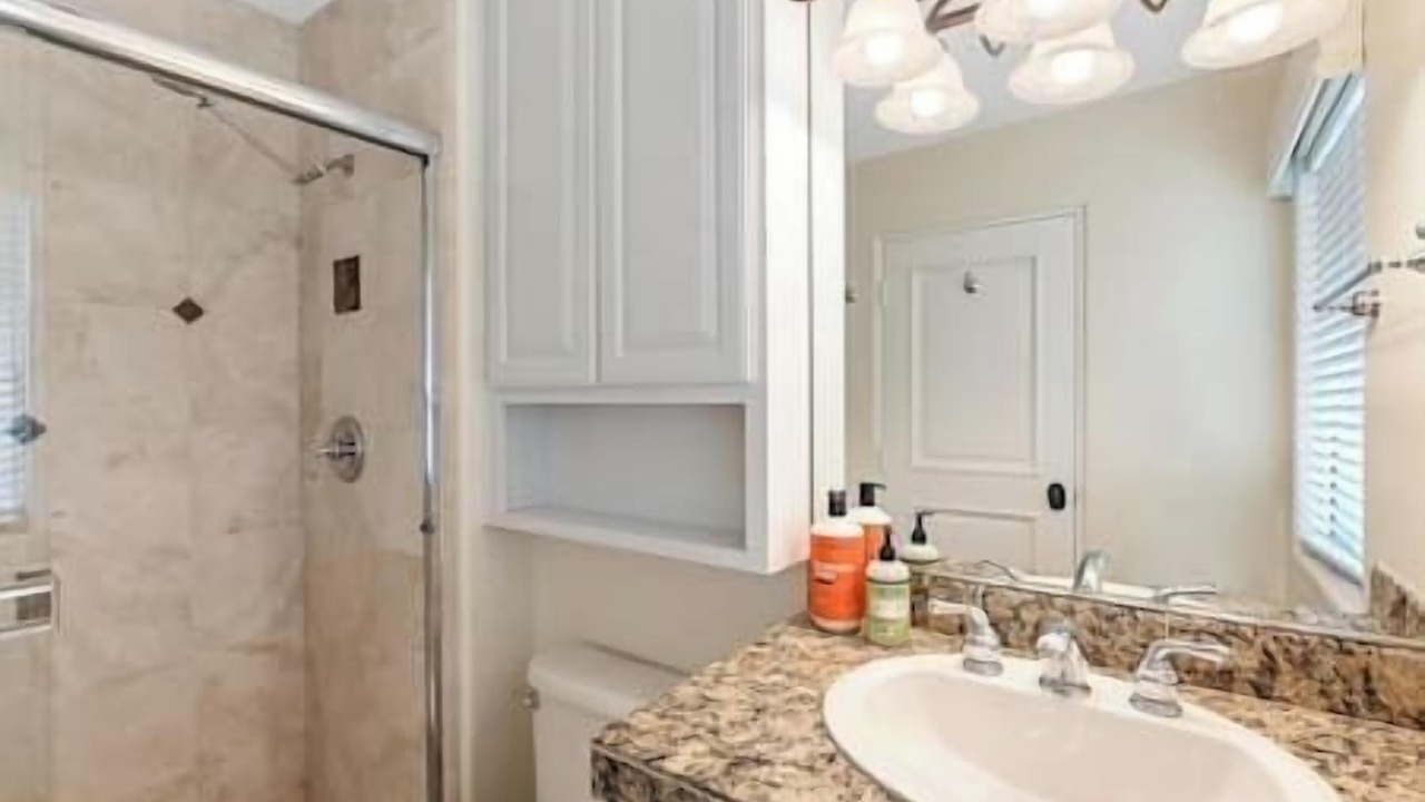 Photo of Bathroom in North Ridge