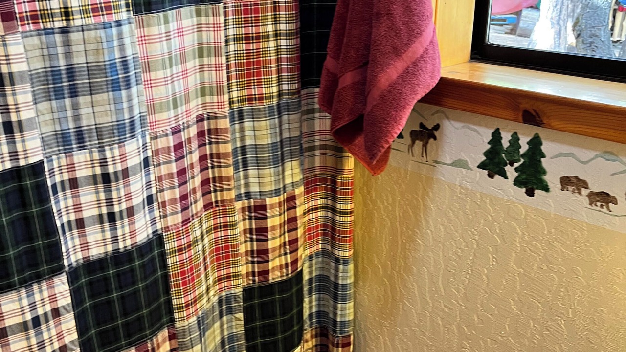 Photo of Bathroom in Long Barn