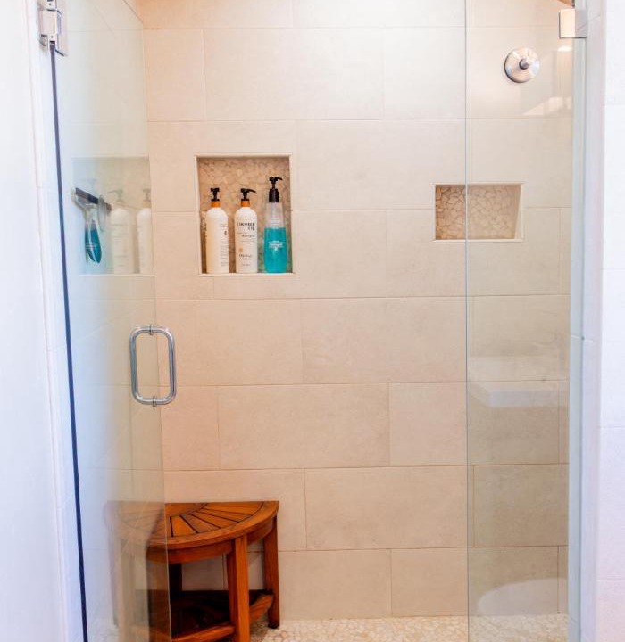 Photo of Bathroom in Loma Portal
