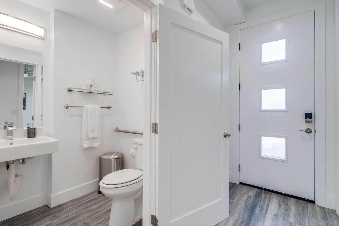 Photo of Bathroom in University Heights