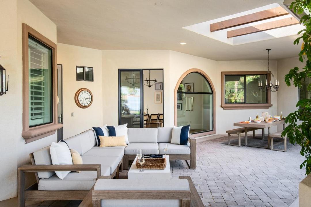 Photo of Livingroom in Bermuda Dunes