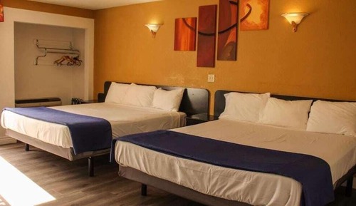 Standard Room, Multiple Beds, Non Smoking, Refrigerator & Microwave