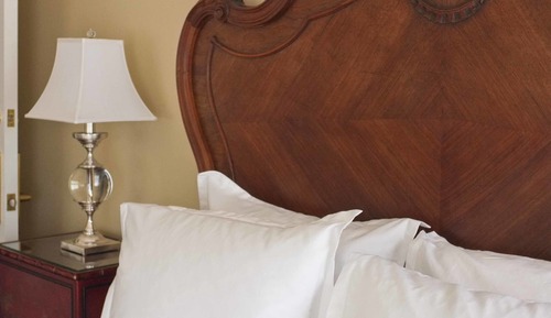 Suite, 1 Queen Bed