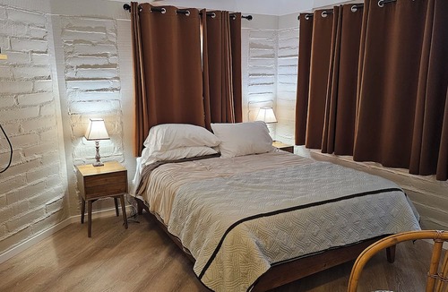 Carmel Valley House | Little European Lodge