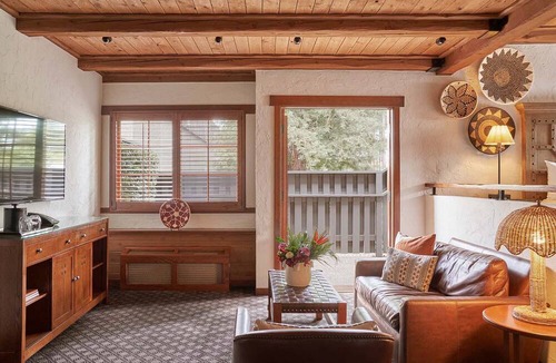 Rutherford Hotel | Rancho Caymus Inn