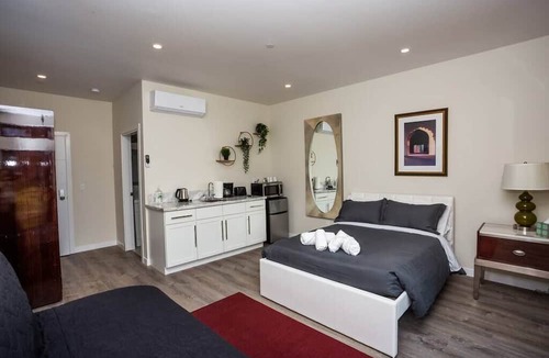 Bankers Hill Apartment | Steps to Balboa Park- Brand New Apt - Cozy Studio