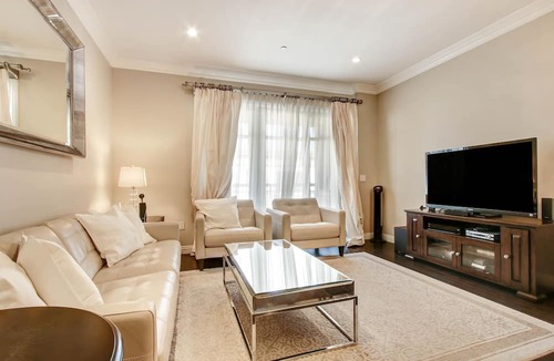 Downtown Condo | Gorgeous TOP floor corner 2Bedroom/2bath condo Americana at Brand!