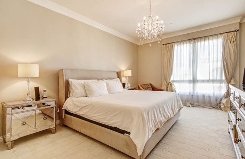 Downtown Condo | Gorgeous TOP floor corner 2Bedroom/2bath condo Americana at Brand!