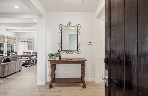 La Quinta Condo | Newly Remodeled! Single Story Townhome, Spanish Fountain View, Pet Friendly! - Lower (H90-2)