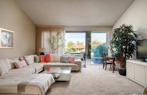 Rancho Mirage Condo | Large Palm Springs Condo | Very Close to Shopping and Restaurants