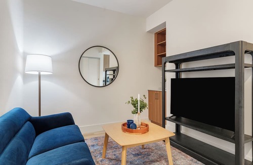 Little Italy Apartment | Sky Lounge + Pool + Hot Tub | Near Harbor & Dining | Ancora by AvantStay