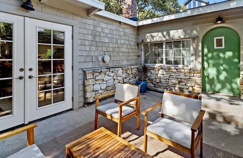 Northeast Carmel Apartment | Carmel Cozy Cottage | Room for 4
