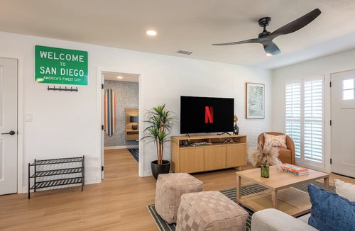 Bay Ho House | The Citrus Oasis