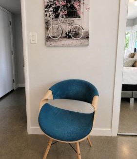 Palm Desert House | El Paseo Honeymoon Hideway