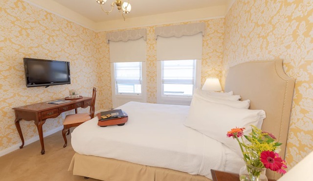 Stanyan Park Hotel